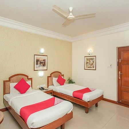 Oyo 579 Hotel Aab Bangalore Buitenkant foto