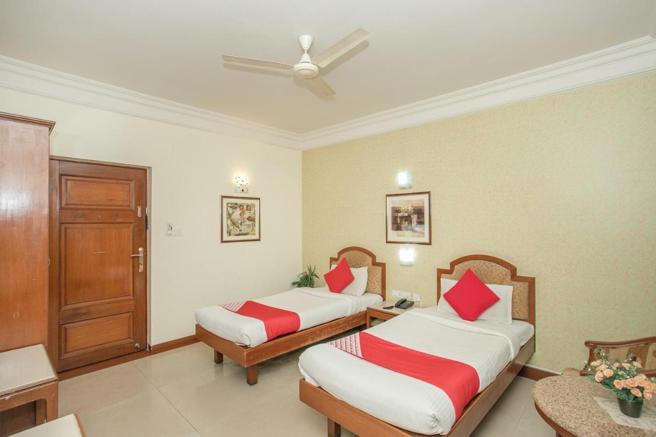 Oyo 579 Hotel Aab Bangalore Buitenkant foto