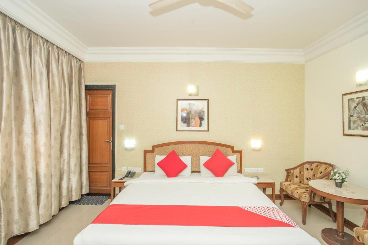 Oyo 579 Hotel Aab Bangalore Buitenkant foto