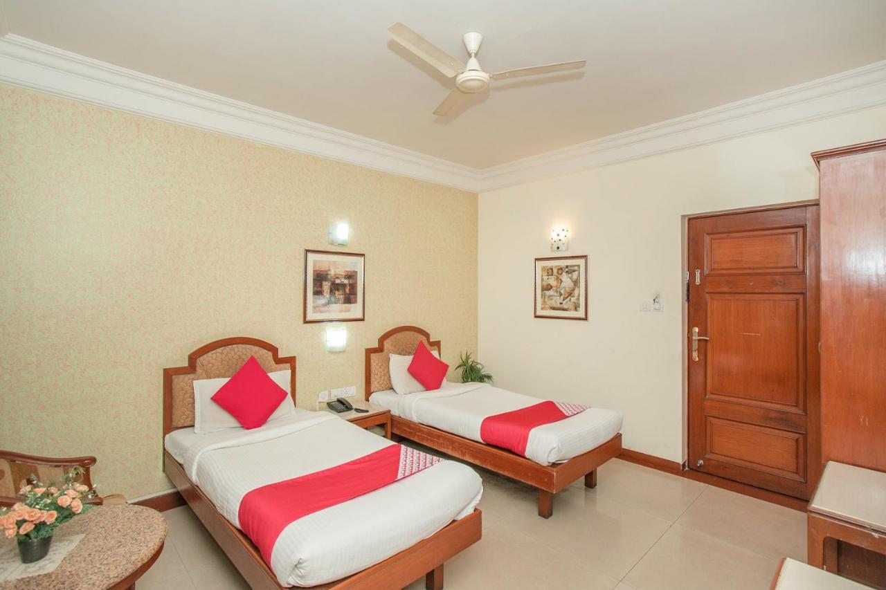 Oyo 579 Hotel Aab Bangalore Buitenkant foto