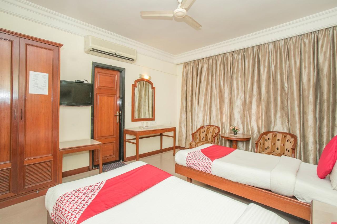 Oyo 579 Hotel Aab Bangalore Buitenkant foto