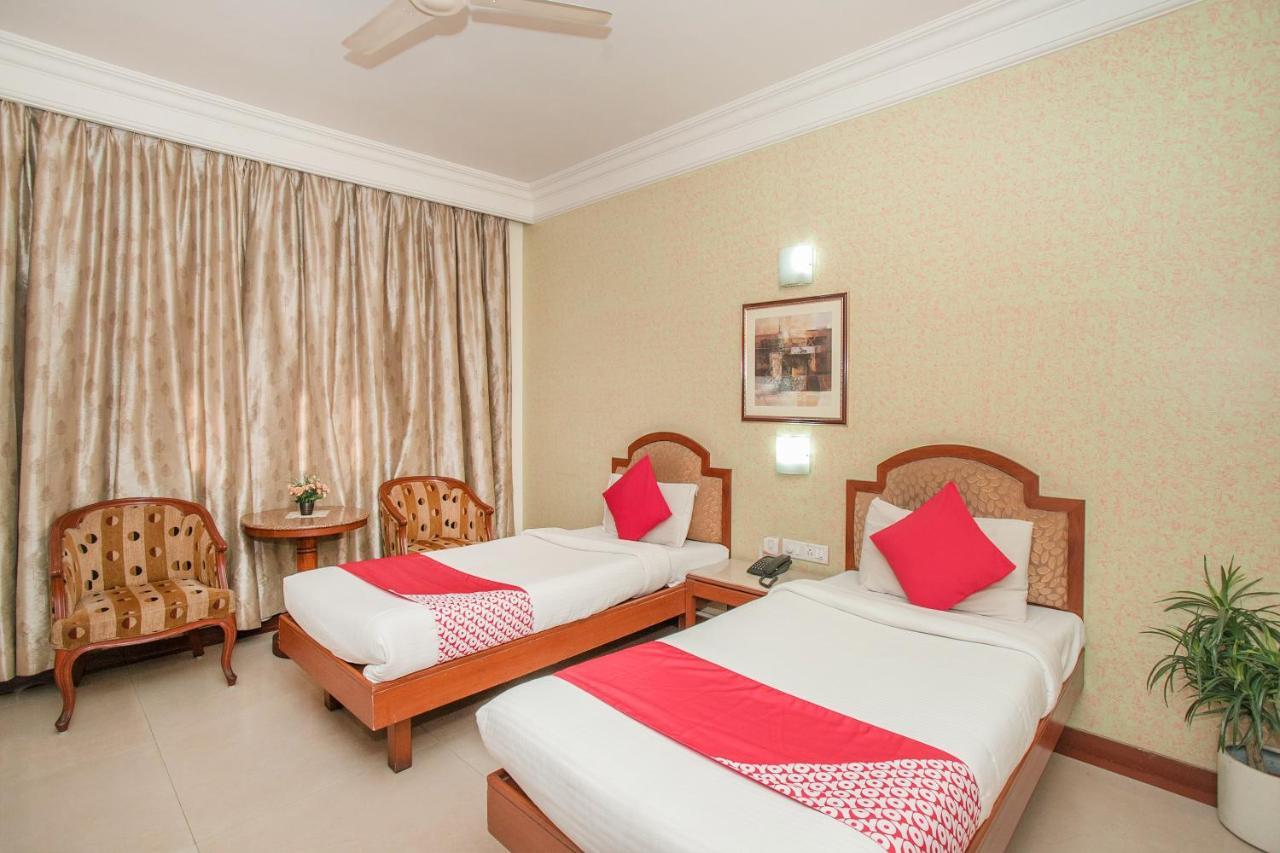 Oyo 579 Hotel Aab Bangalore Buitenkant foto