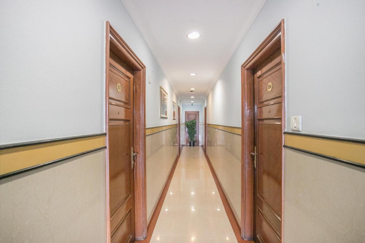 Oyo 579 Hotel Aab Bangalore Buitenkant foto