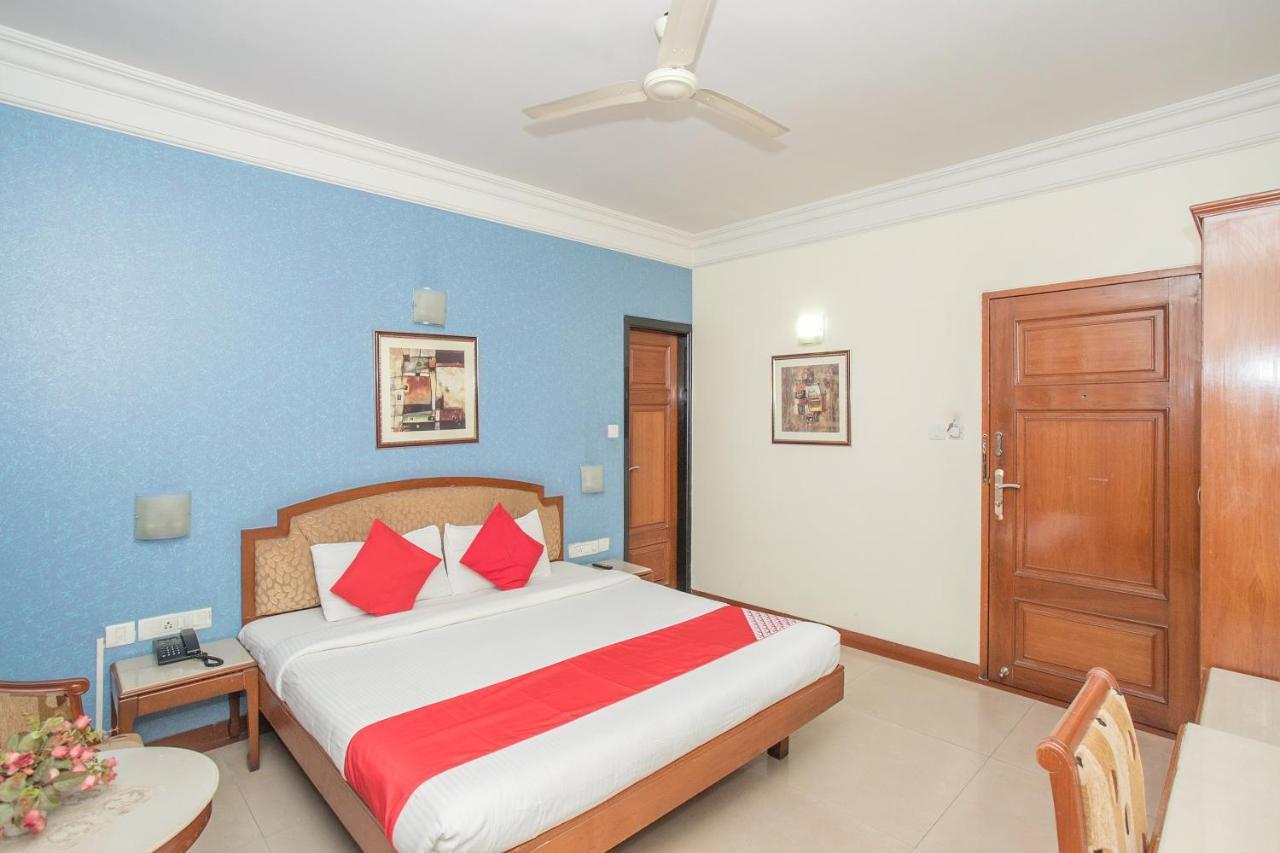 Oyo 579 Hotel Aab Bangalore Buitenkant foto